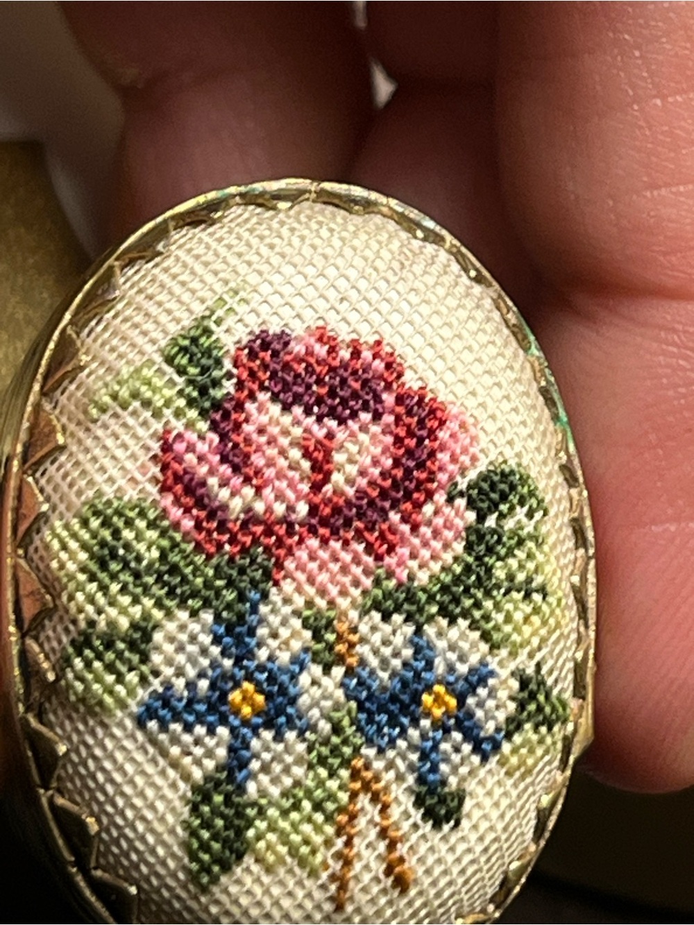 Vintage Floral Cloisonne Enamel Petit Point Pill Box - Picture 4 of 11